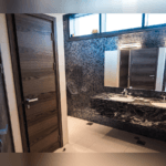 Mast climber installation at Union Residential Tower